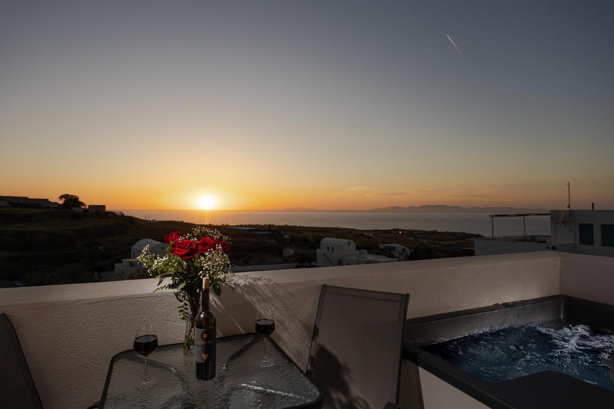 Nastram Suites Oia Kültér fotó