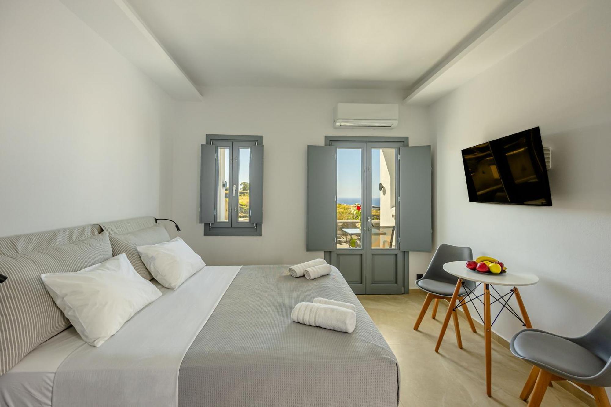 Nastram Suites Oia Kültér fotó